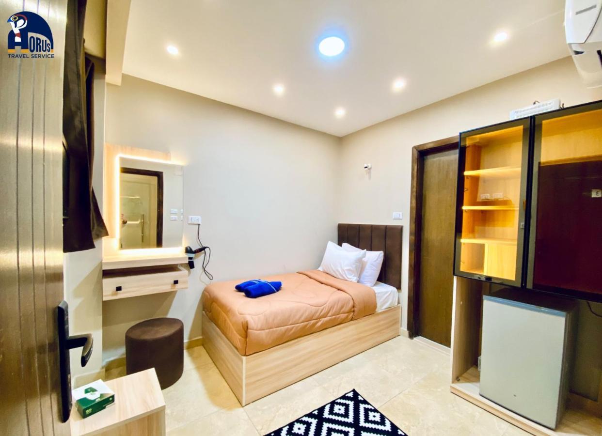 Horus Horizon Inn Pyramids View Kafret el-Gabal Extérieur photo